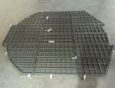 Drawer type wire mesh demister